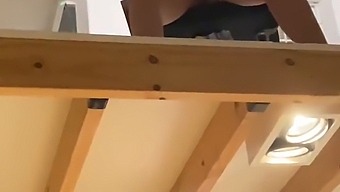 Le Père De Mon Partenaire Et Mon Amant Ont Envie De Ma Bouche Et De Ma Porte Dérobée