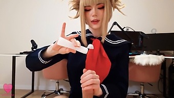 Himiko Toga Iz League Of Villains Uživa, Ko Ji Obraz Prekrije Sperma Med Seksom