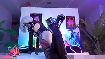 2b สาวเสมือนจาก Nier Automata ต้องการอวัยวะเพศขนาดใหญ่และได้รับการเติมเต็มของเธอ